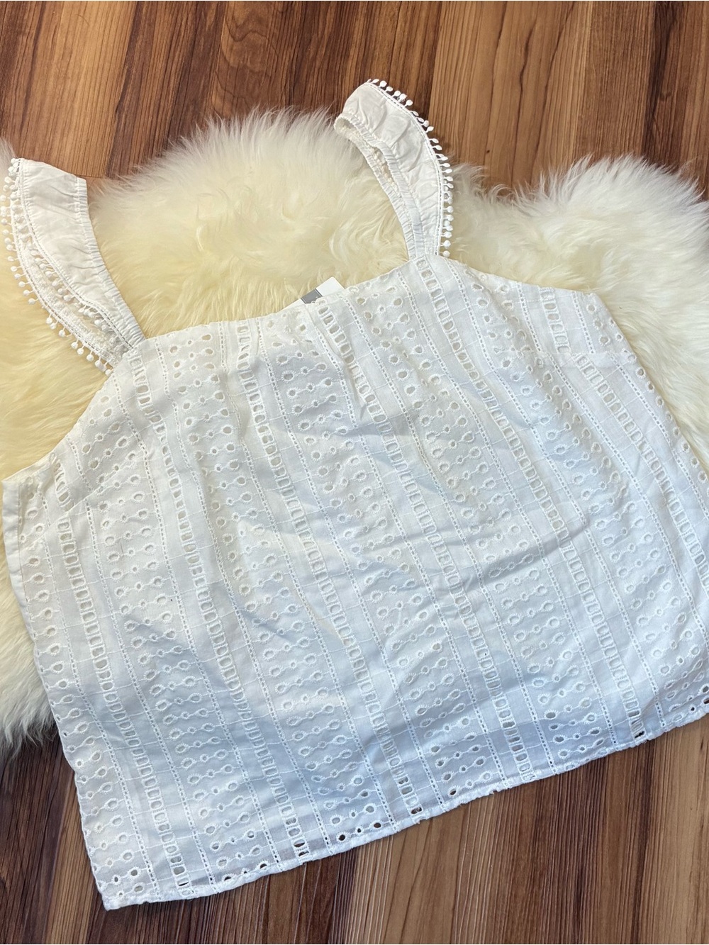 Lush White Lace Coquette Cottagecore Feminine Tank Top • Size M
